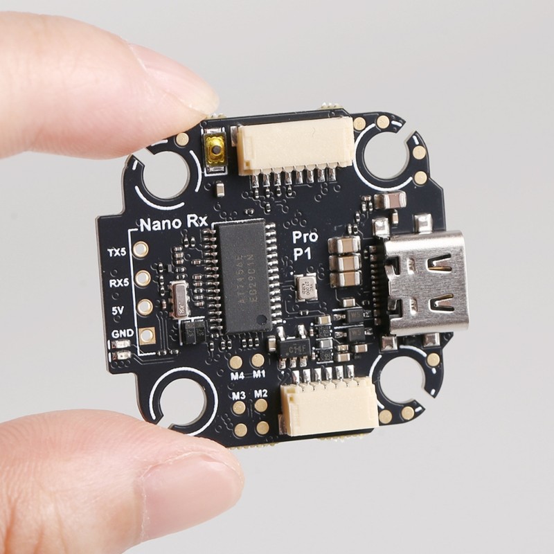 B68A ブラックシープ ルシッド FPV レーシングドロー - Drone Racing Flight Controller のレビューと価格